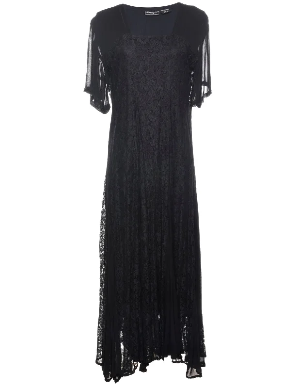 Running JacketsBlack Classic Lace Evening Dress - L